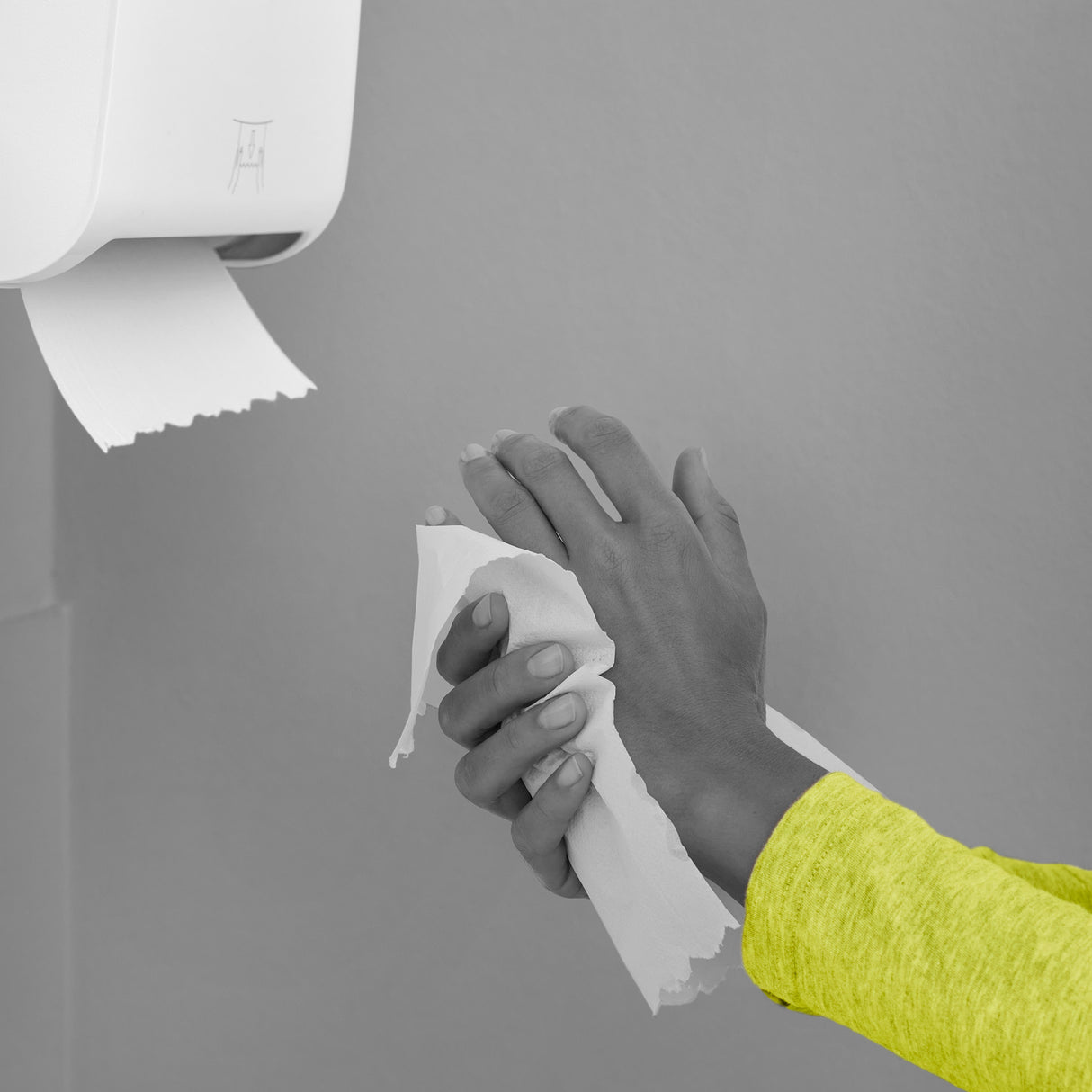 CLEAR+ Handtuchrollen 2-lagig 220 m