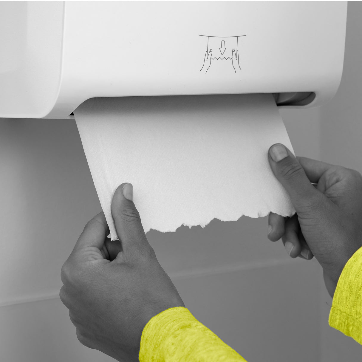 CLEAR+ Handtuchrollen 2-lagig 220 m